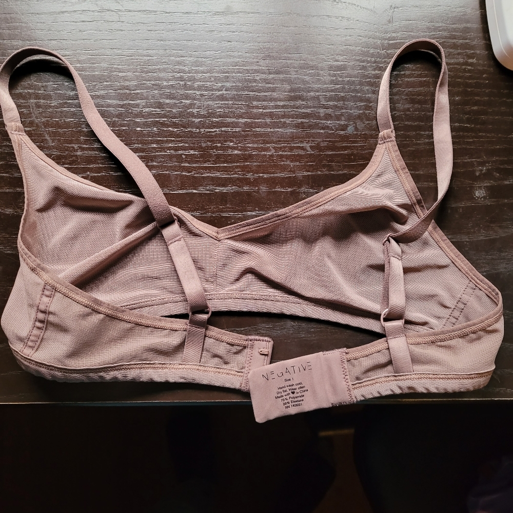 Negative sieve non-wire bra size 1